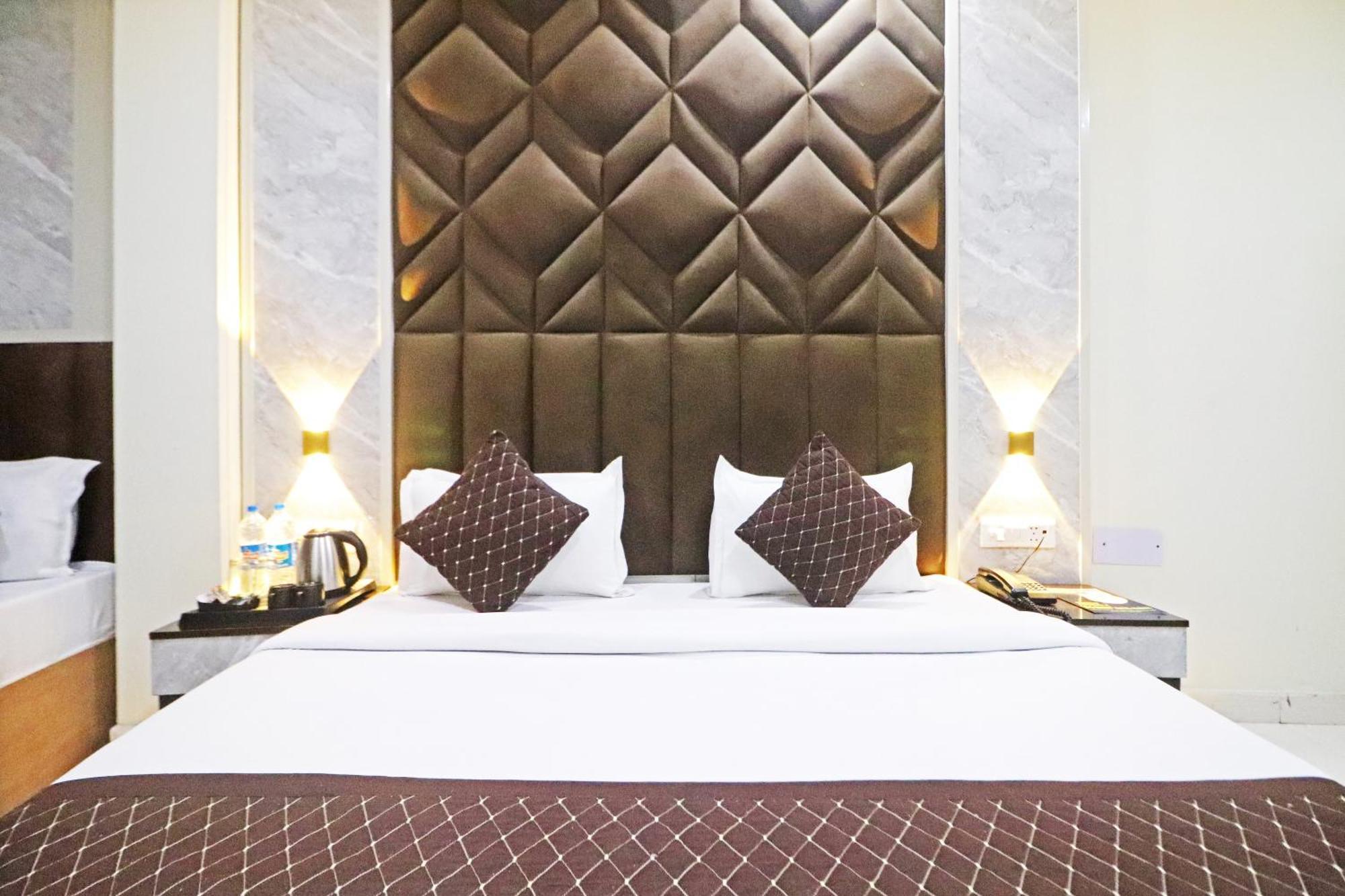 Hotel Qubic Near Igi Delhi Airport New Delhi Extérieur photo